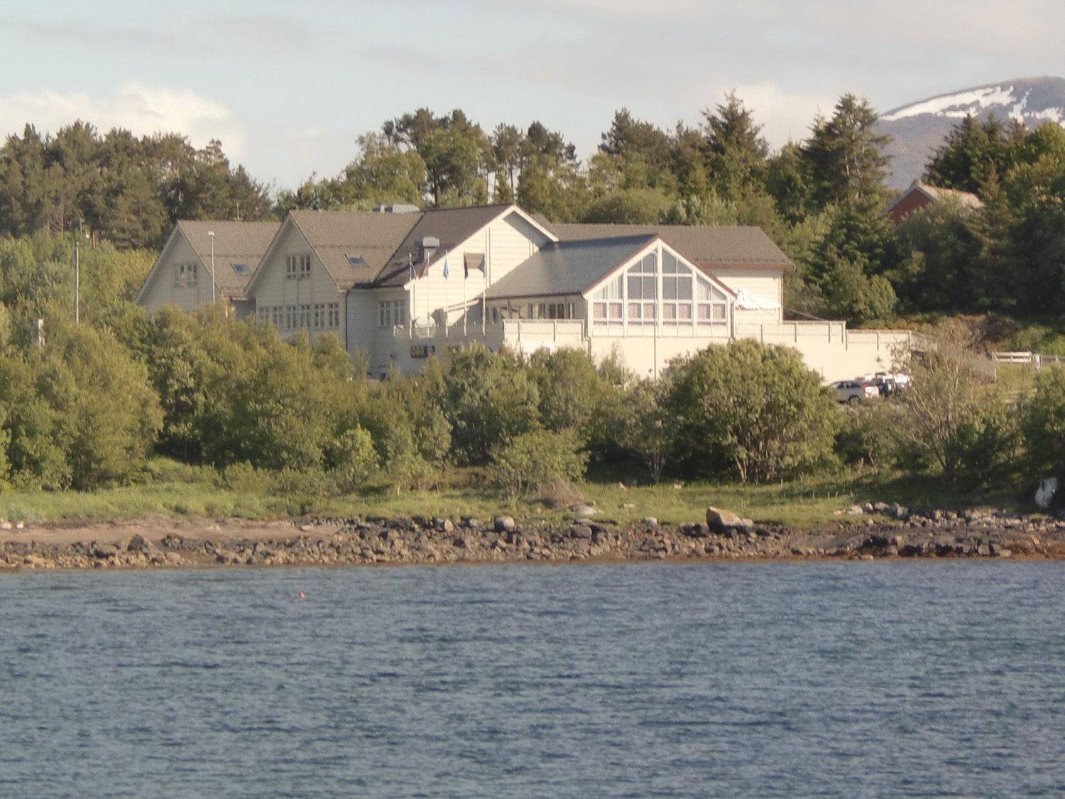 Aalesund Airport Hotel Ytterland Exterior photo