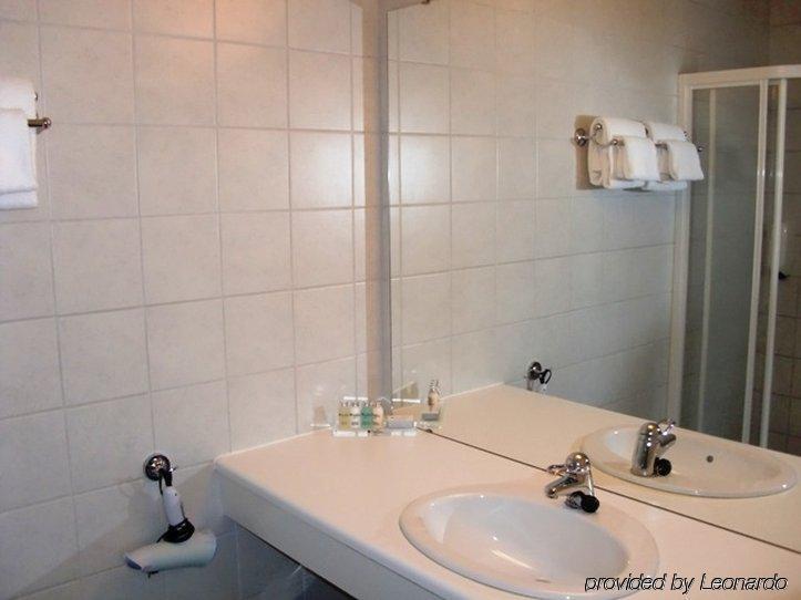 Aalesund Airport Hotel Ytterland Room photo